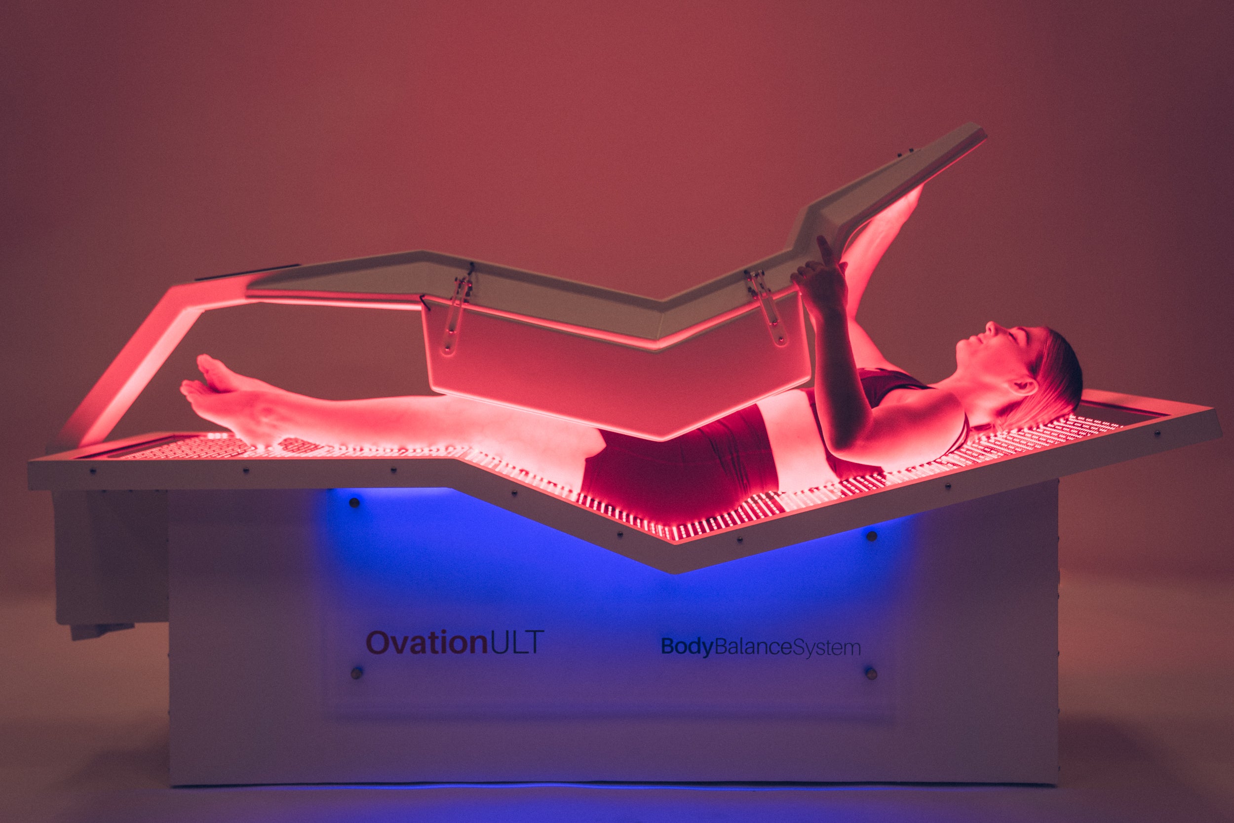 OvationULT Red Light Therapy Bed